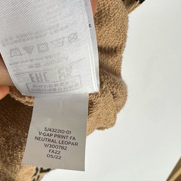 GAP Women's Logo Leopard Print Sweatshirt - Brown and Black Size XXS NEW - Picture 11 of 12